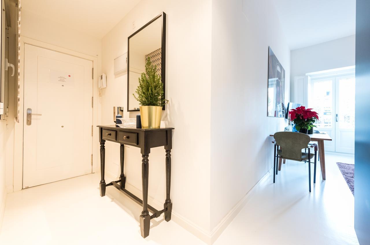 Plaza Santa Ana Apartment Мадрид Екстериор снимка